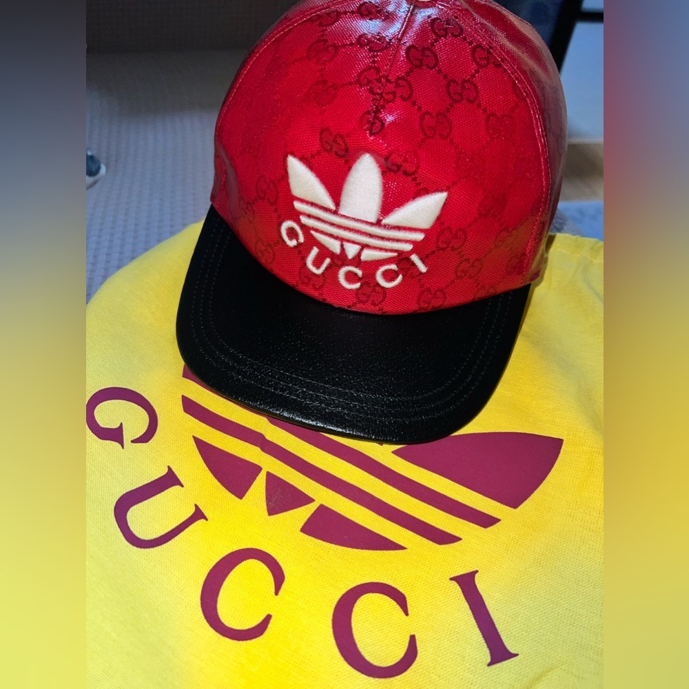 NWT GUCCI HAT